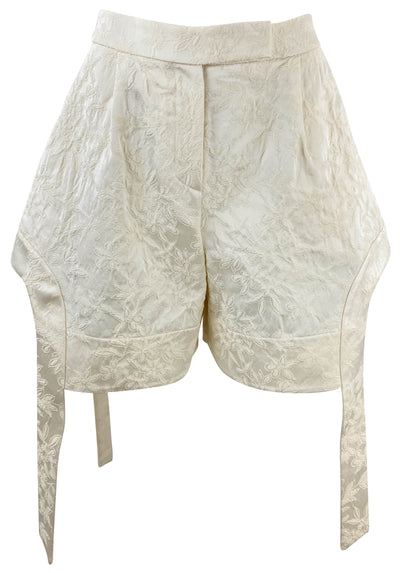 Simone Rocha Sculpted Brocade Shorts in Cream - Discounts on Simone Rocha at UAL