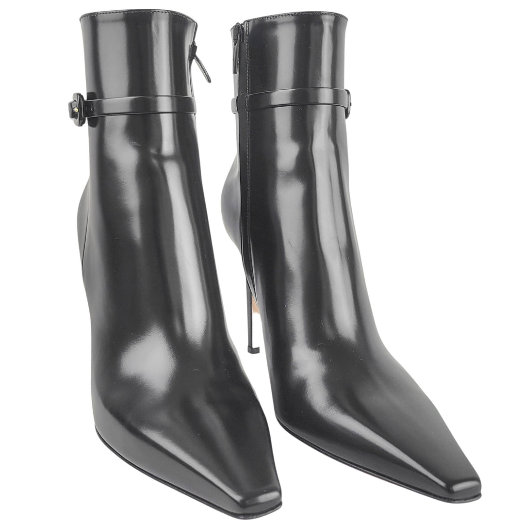 Gianvito Rossi Linsay Bootie in Black - Discounts on Gianvito Rossi at UAL