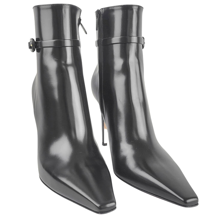 Gianvito Rossi Linsay Bootie in Black - Discounts on Gianvito Rossi at UAL