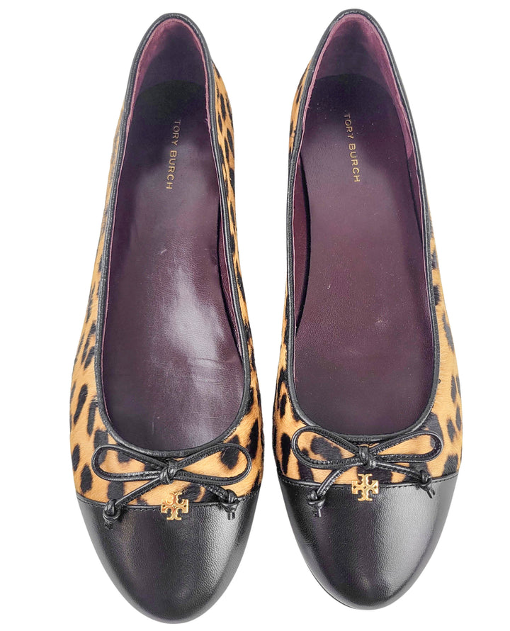 Tory Burch Ballet Flats in Classic Leopard - Discounts on Tory Burch at UAL