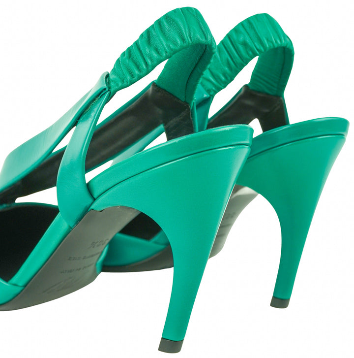 Roger Vivier Choc Real V Slingback Sandals in Green - Discounts on Roger Vivier at UAL