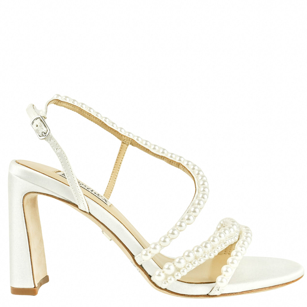 Badgley Mischka Amora Heels in White - Discounts on Badgley Mischka at UAL