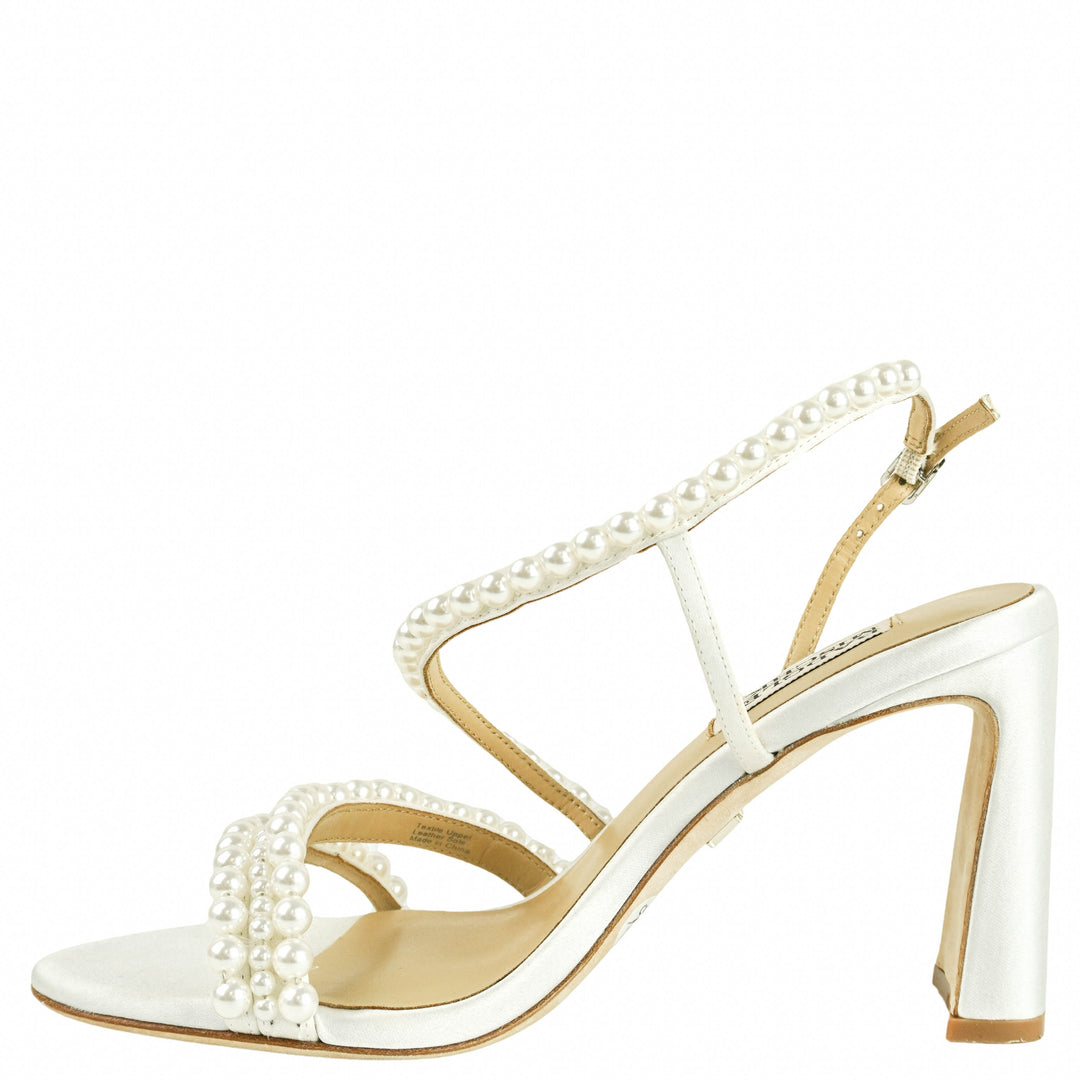 Badgley Mischka Amora Heels in White - Discounts on Badgley Mischka at UAL