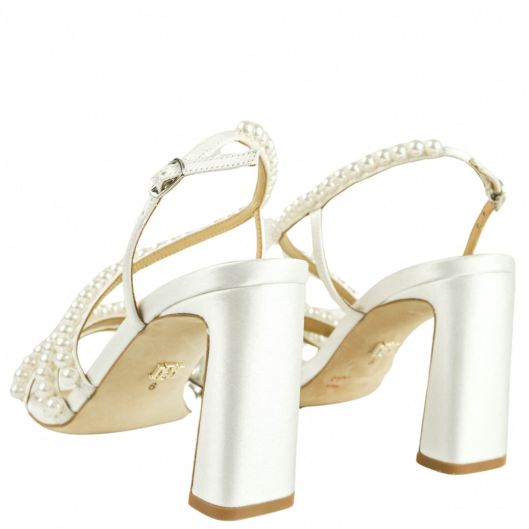 Badgley Mischka Amora Heels in White - Discounts on Badgley Mischka at UAL