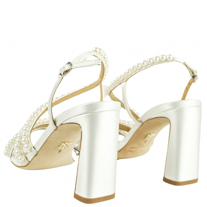 Badgley Mischka Amora Heels in White - Discounts on Badgley Mischka at UAL