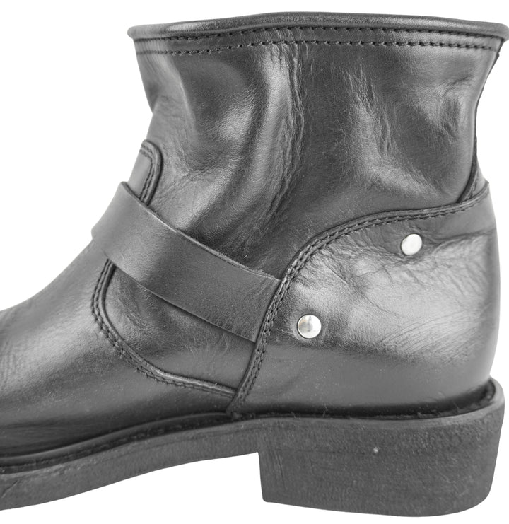 Golden Goose Biker Low Boots in Black - Discounts on Golden Goose at UAL