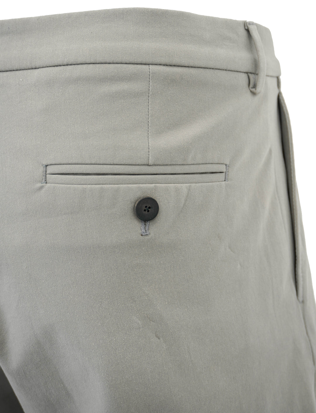 Cellar Door Chino Shorts in French Grey - Discounts on Cellar Door at UAL