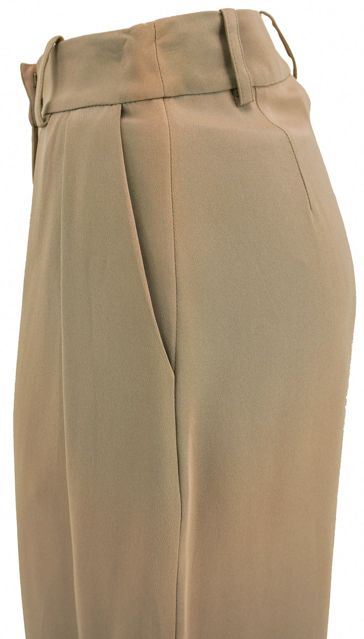 The Mannei Nausa Pants in Brown - Discounts on The Mannei at UAL