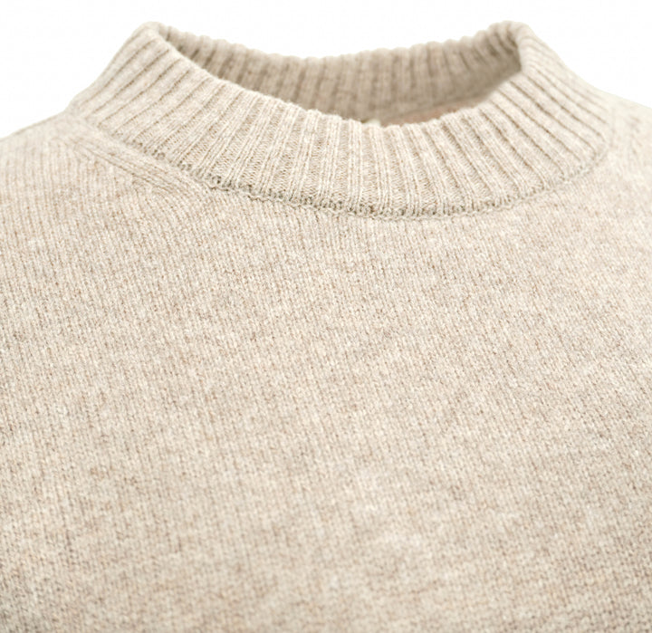 Closed Wool Sweater in Oat
