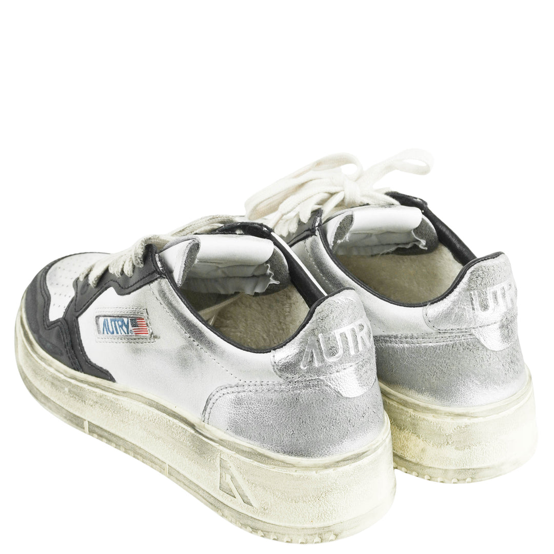 Autry Super Vintage Low Top Sneakers in Black and Silver - Discounts on Autry at UAL