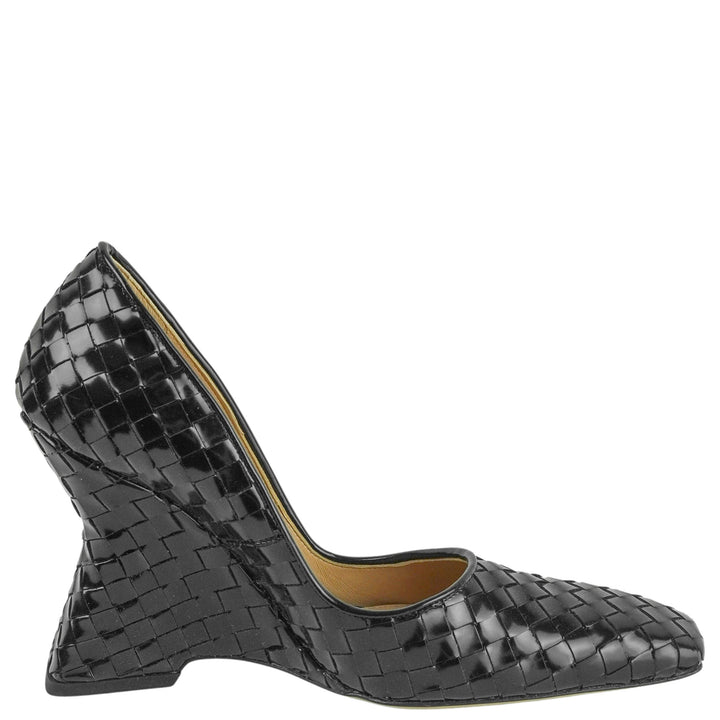 Bottega Veneta Comet Pumps in Black - Discounts on Bottega Veneta at UAL