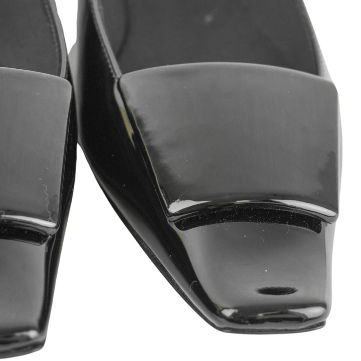 Saint Laurent Poppy Patent Leather Flats in Black