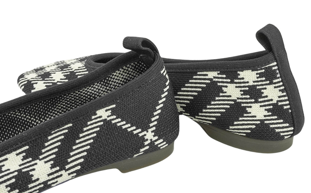 Burberry Ballerina Flats in Black and Chalk - Discounts on Burberry at UAL