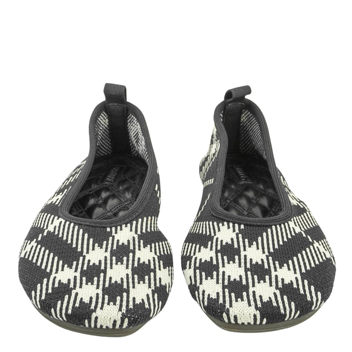 Burberry Ballerina Flats in Black and Chalk - Discounts on Burberry at UAL