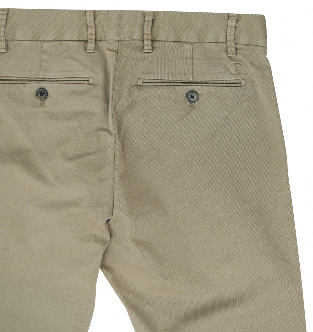 CLOSED Clifton Slim Pants in Khaki - Discounts on CLOSED at UAL