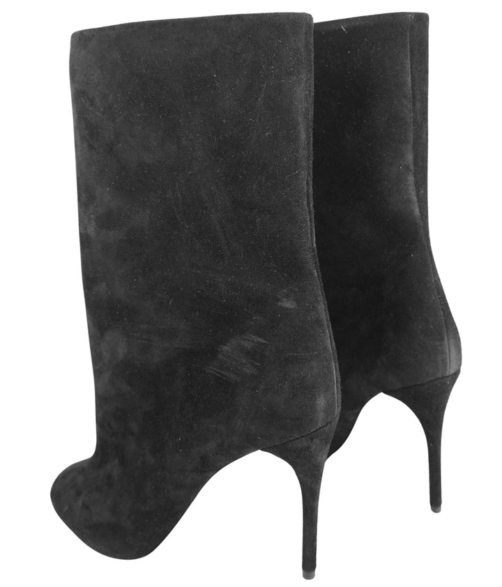 Alaïa Boots in Black - Discounts on Alaïa at UAL
