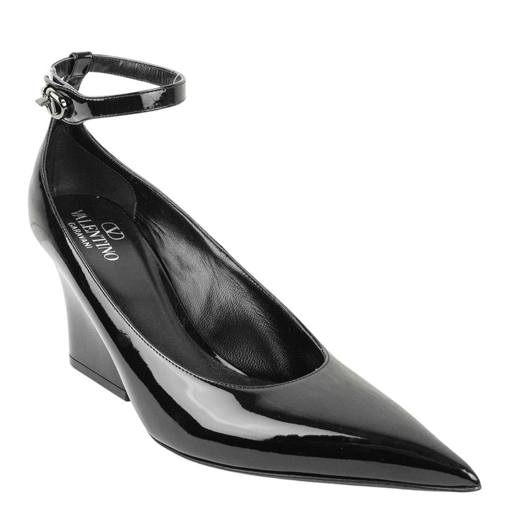 Valentino Heels in Black Patent Leather - Discounts on Valentino at UAL
