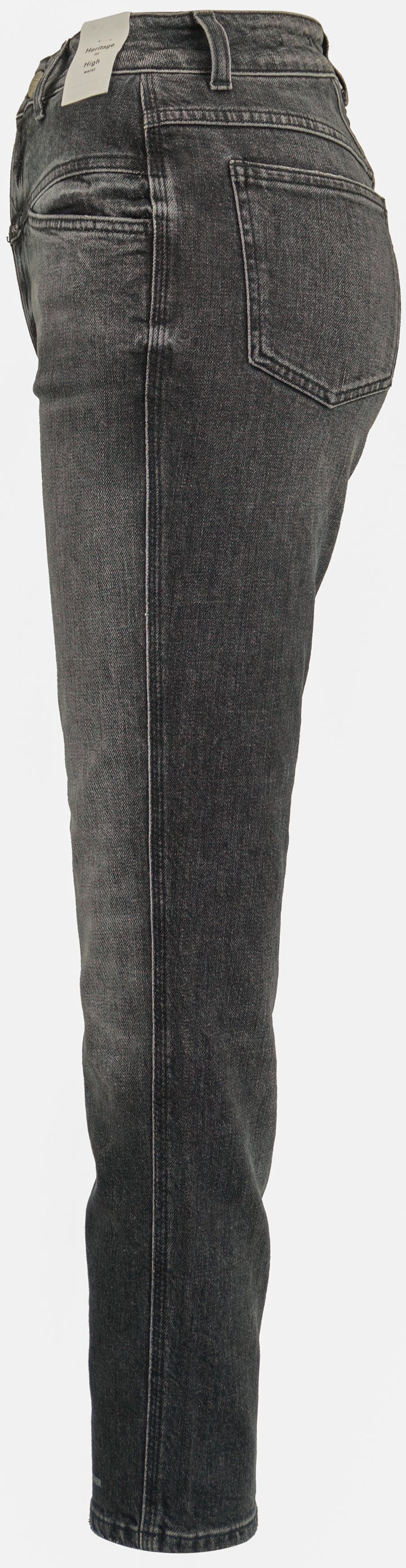 Closed Heritage Fit High Waisted Jeans in Black - Discounts on CLOSED at UAL