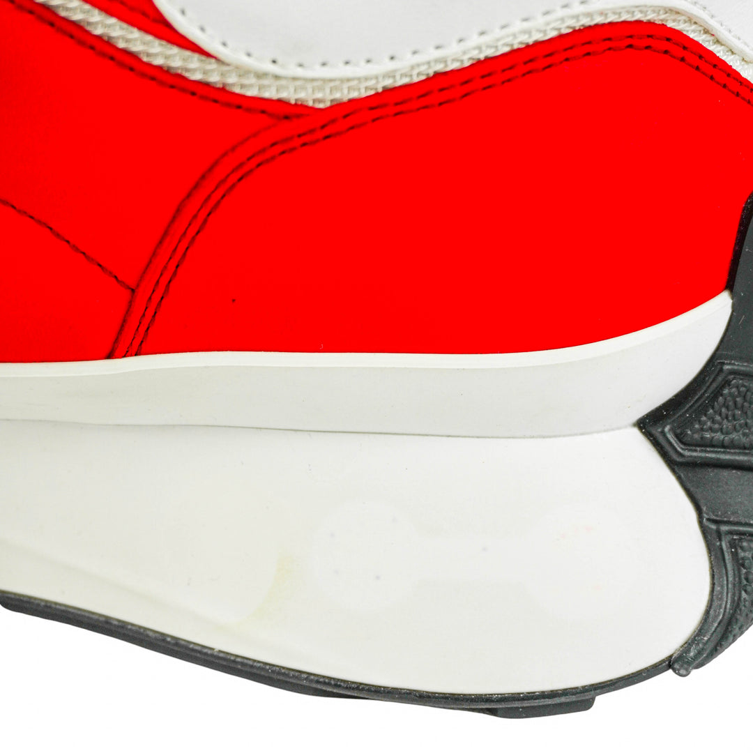Alexander McQueen Sprint Sneakers in Tulip Red and White - Discounts on Alexander McQueen at UAL