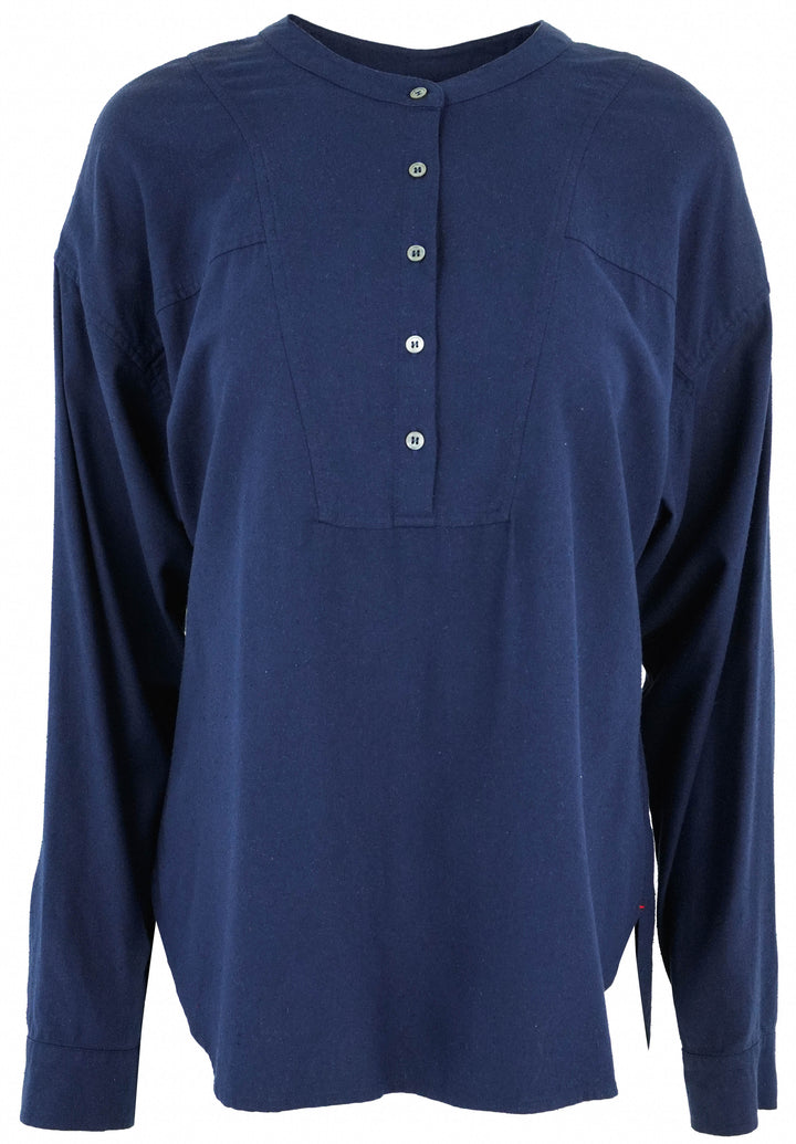 Xirena Macyn Top in Washed Indigo - Discounts on Xirena at UAL