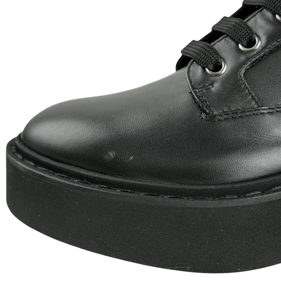 Roger Vivier Lace Up Boots in Black - Discounts on Roger Vivier at UAL