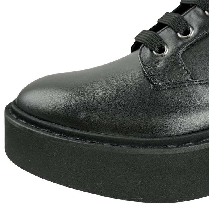 Roger Vivier Lace Up Boots in Black - Discounts on Roger Vivier at UAL