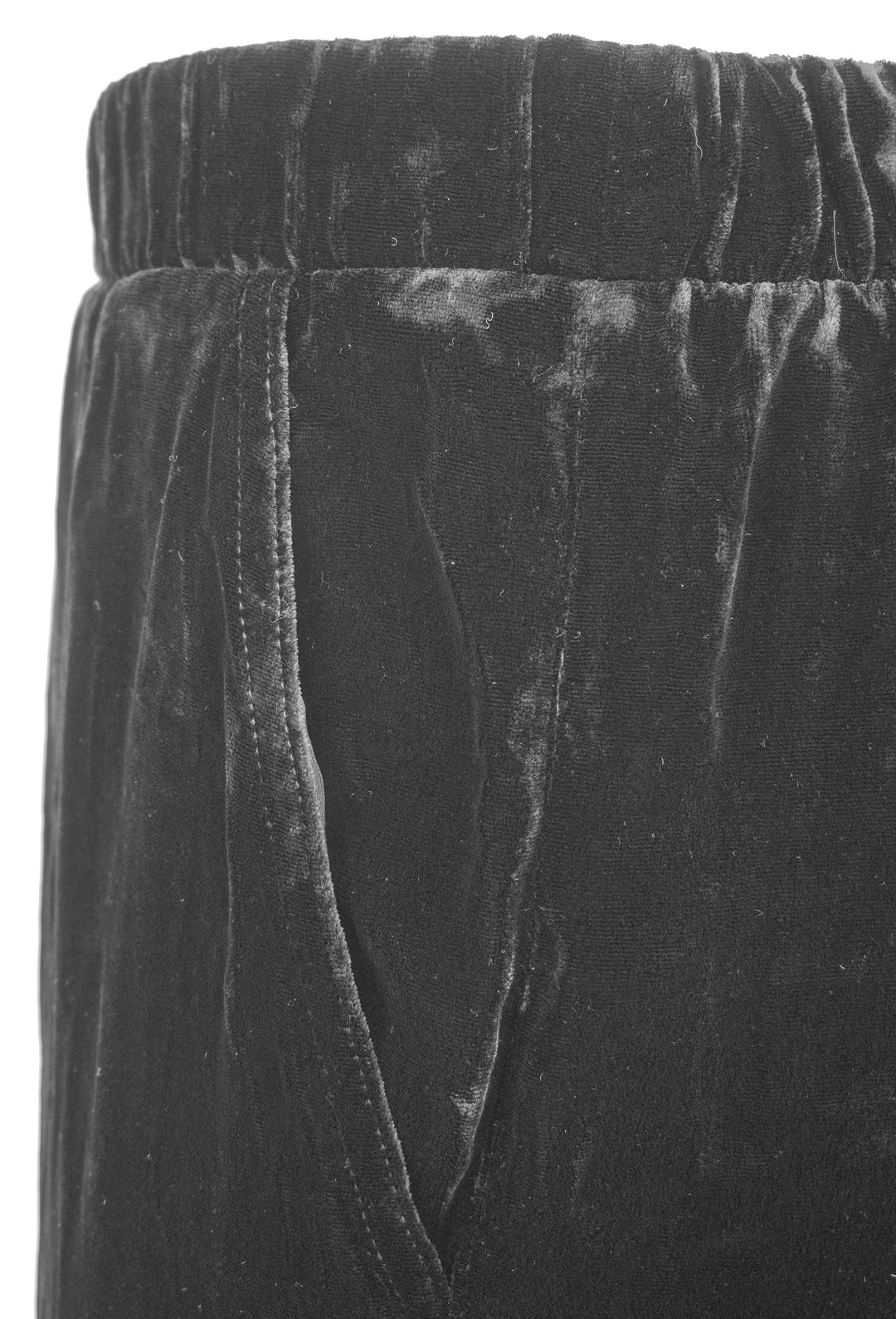 Faherty Silk Velvet Pant in Black
