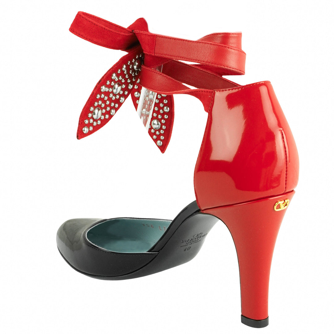 Valentino Ankle Strap Signature Pump in Nero Rouge - Discounts on Valentino at UAL