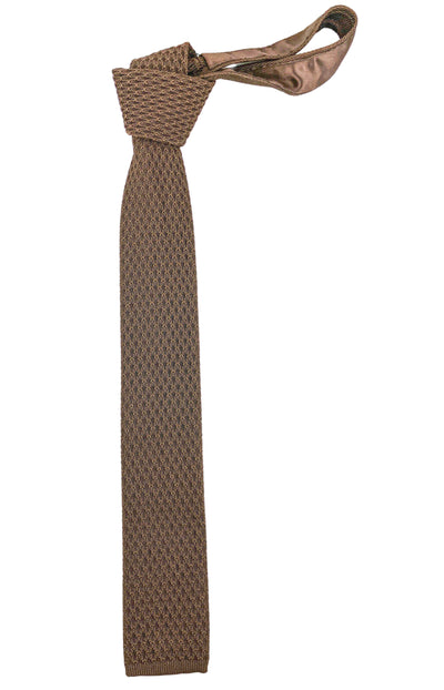 Legna Knit Tie in Brown - Discounts on Legna at UAL