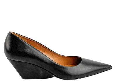 Marni Space Pointy Pumps in Black - Discounts on Marni at UAL