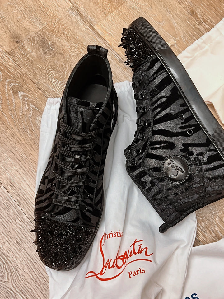 Christian Louboutin Lou Pik Pik Sneakers in Black - Discounts on Christian Louboutin at UAL