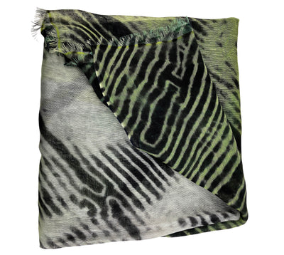 Bajra Rectangle Tie-Dye Print Scarf in Green/Gray - Discounts on Bajra at UAL