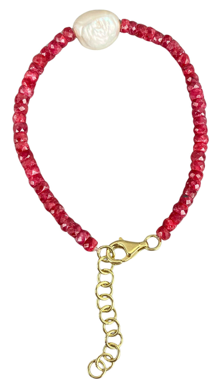 Ela Rae Baroque Pearl Candy Bracelet in Ruby - Discounts on Ela Rae at UAL