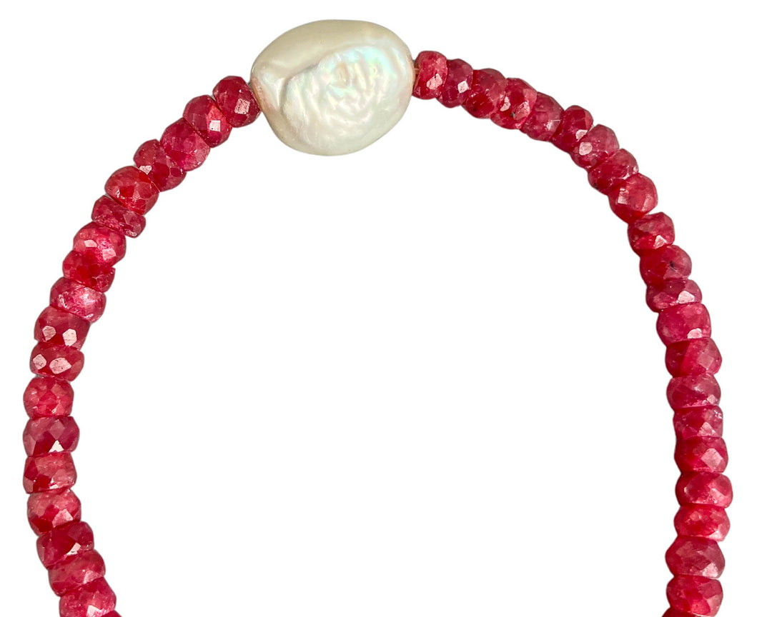 Ela Rae Baroque Pearl Candy Bracelet in Ruby - Discounts on Ela Rae at UAL