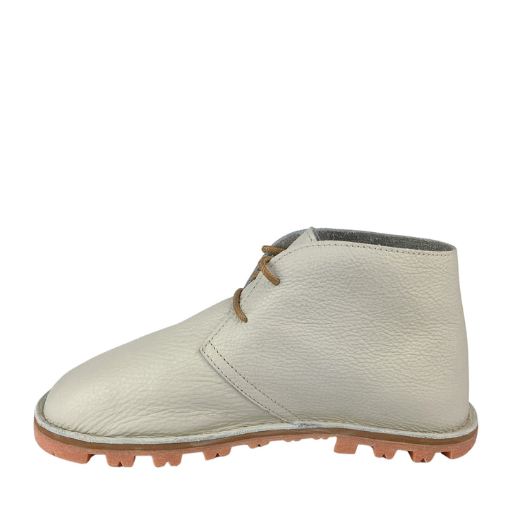 Sofie D'Hoore Figari Desert Boots in White - Discounts on Sofie D'Hoore at UAL