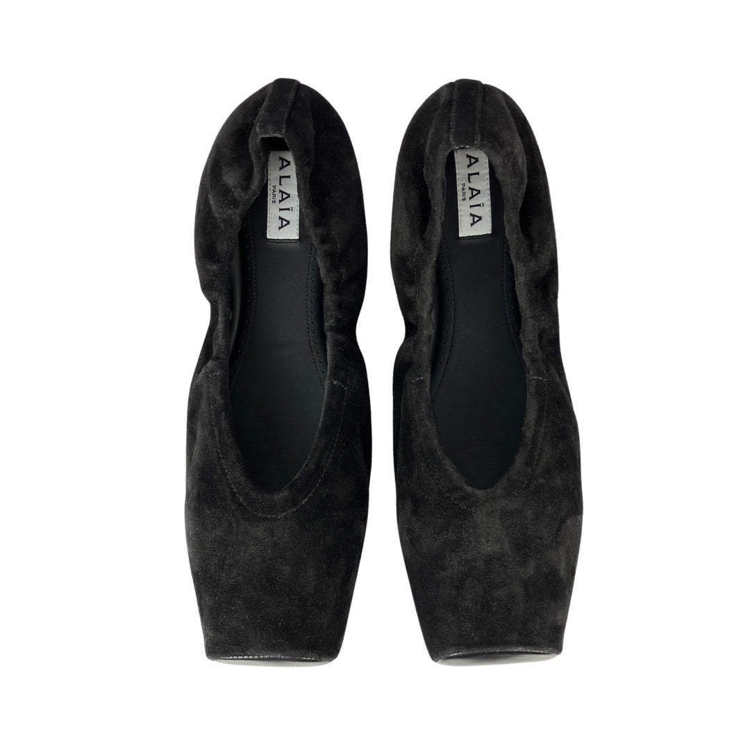 Alaïa Suede Ballet Flats in Black - Discounts on Alaïa at UAL