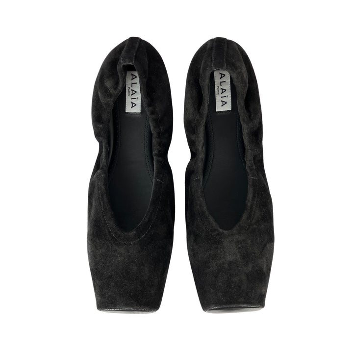 Alaïa Suede Ballet Flats in Black - Discounts on Alaïa at UAL