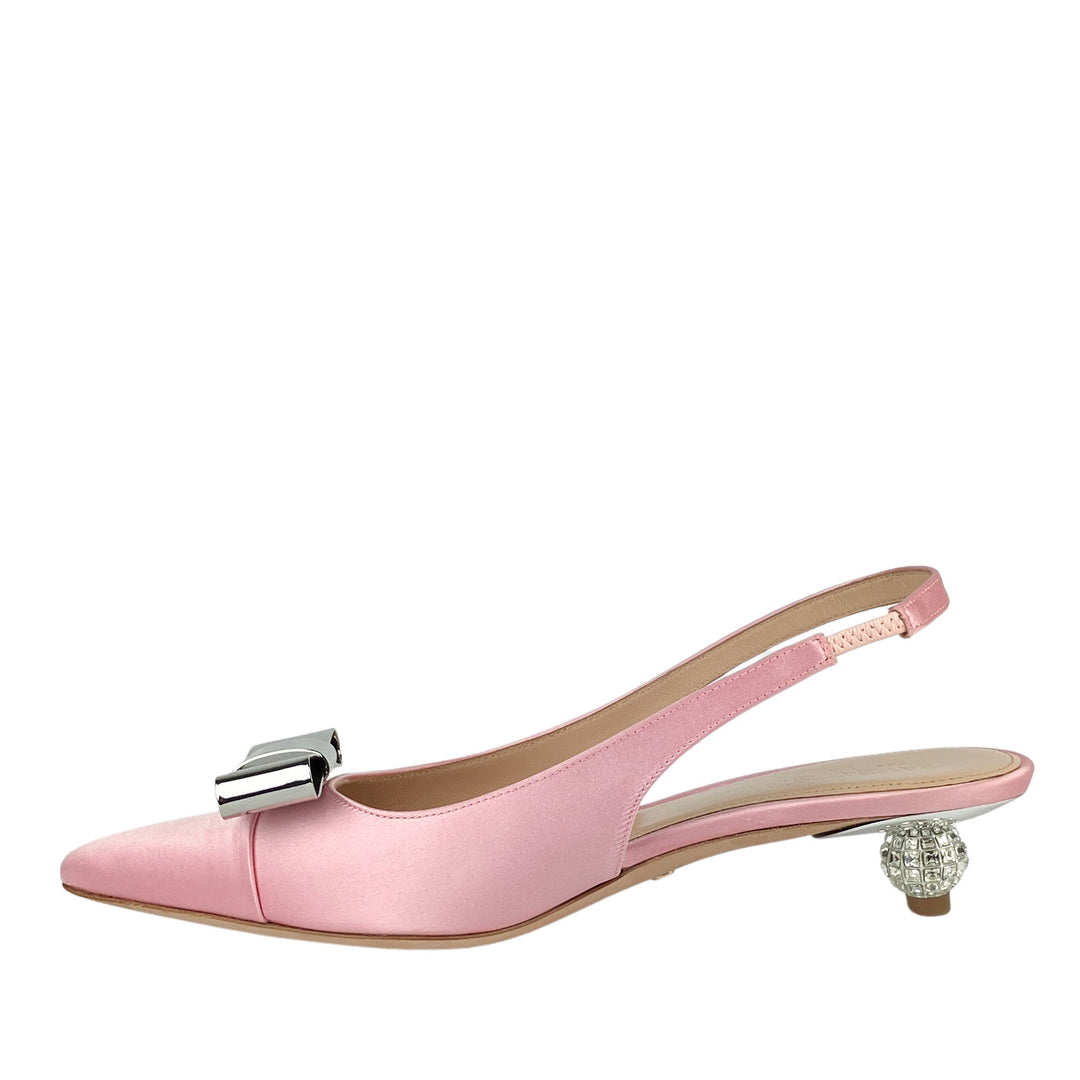 Giambattista Valli Slingback Heels with Metal Bow Detail in Light Pink - Discounts on Giambattista Valli at UAL
