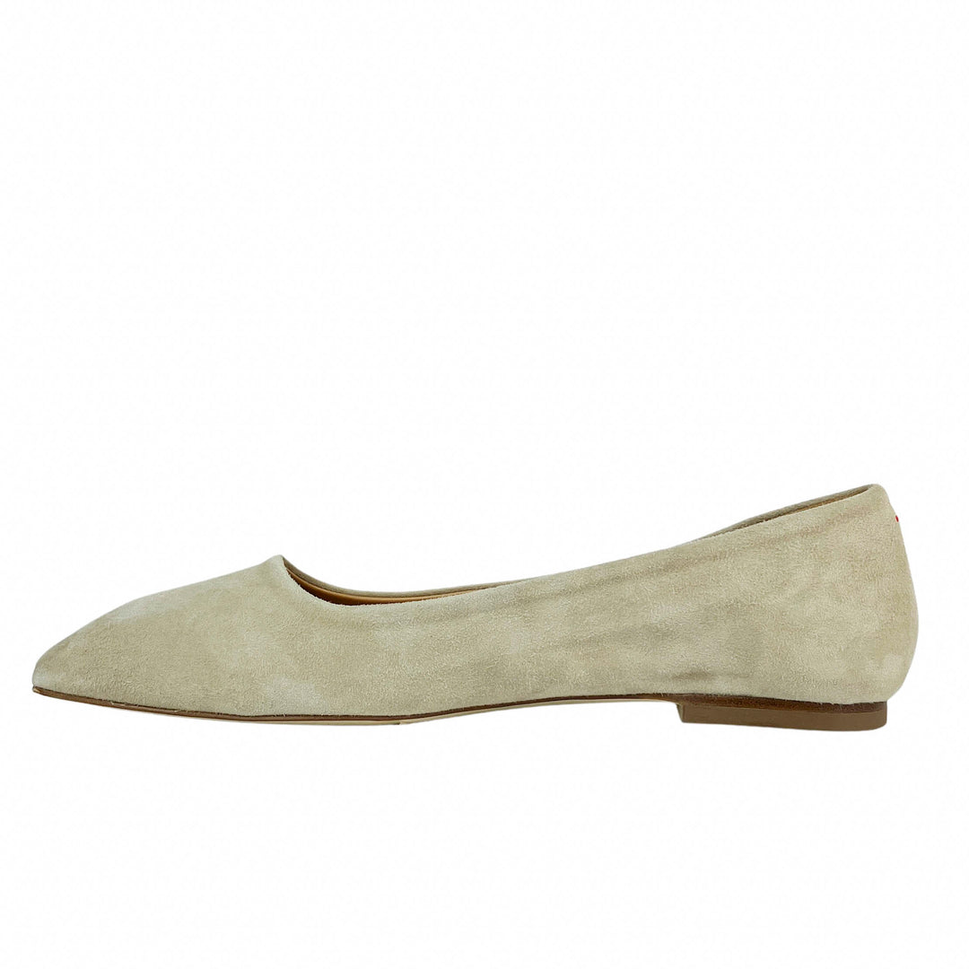 Aeyde Ida Ballet Falts in Latte - Discounts on Aeyde at UAL