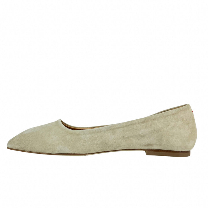 Aeyde Ida Ballet Falts in Latte - Discounts on Aeyde at UAL
