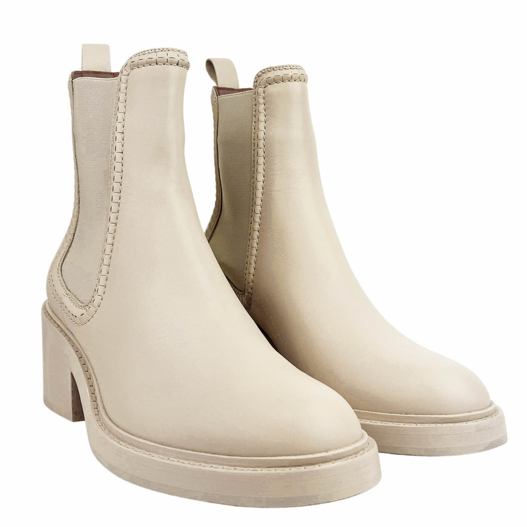 Chloé Ankle Boots in Pearly Grey - Discounts on Chloé at UAL