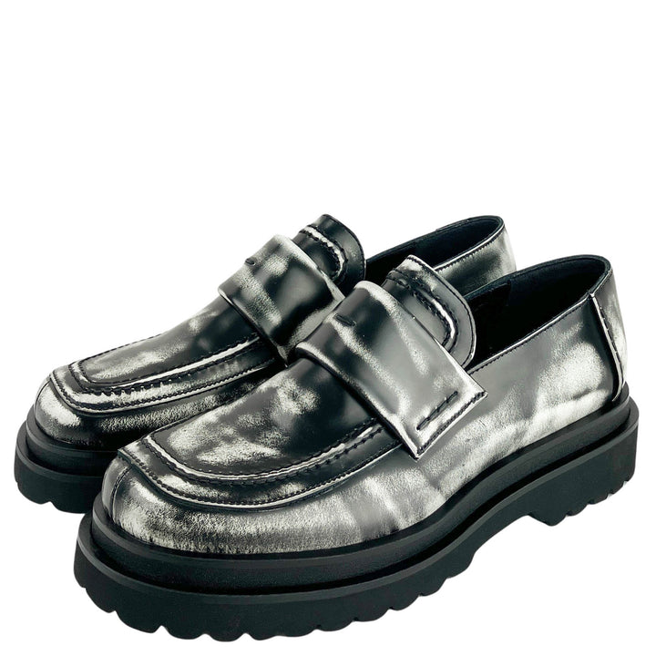 Y's Leather Loafer in Distressed Black - Discounts on Y's at UAL