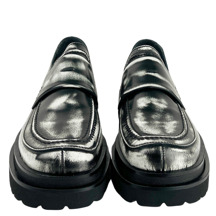 Y's Leather Loafer in Distressed Black - Discounts on Y's at UAL