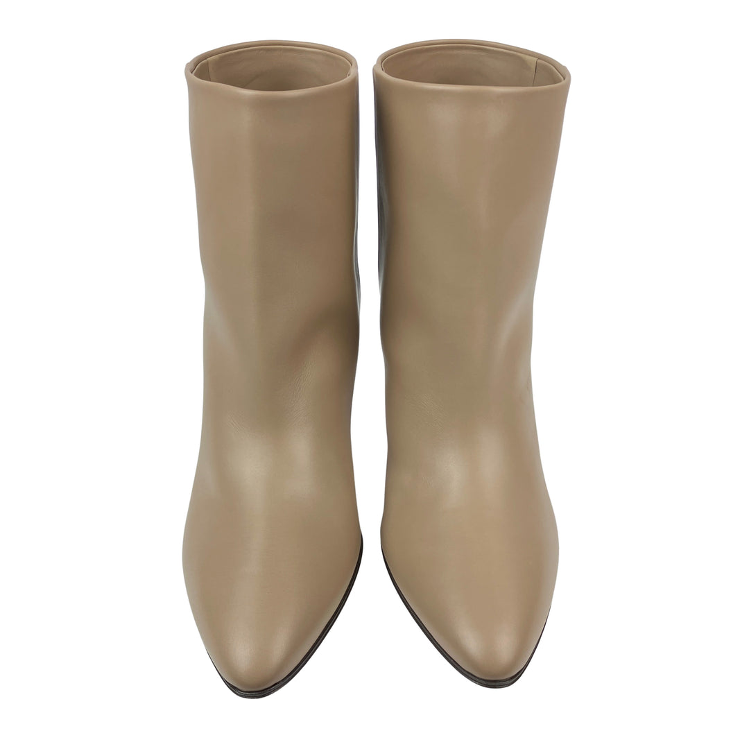 The Row Prudens Boots in Lama - Discounts on The Row at UAL